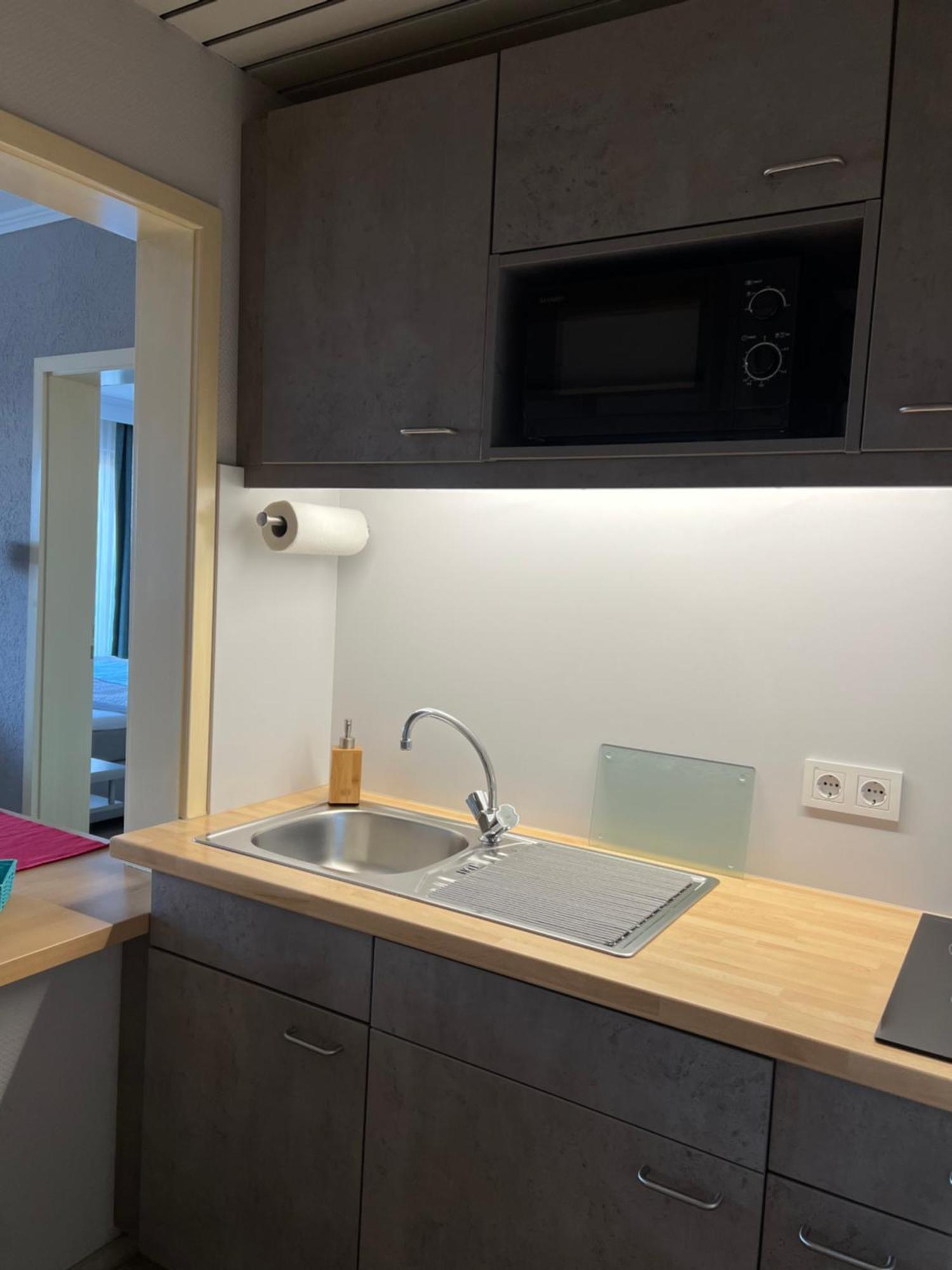Fi-Suiten Waldeck  Luaran gambar